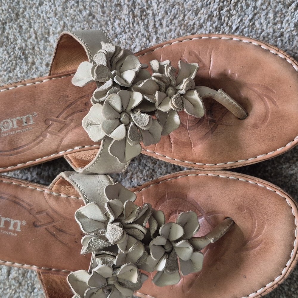 Born sandals - Picture 2 of 10